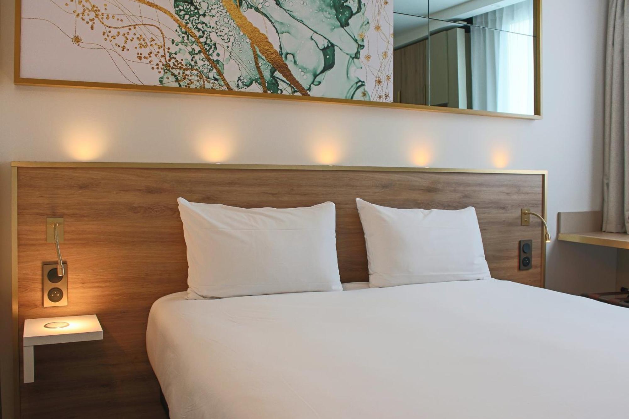 Brit Hotel Bordeaux Aeroport - Le Soretel Merignac  Ngoại thất bức ảnh