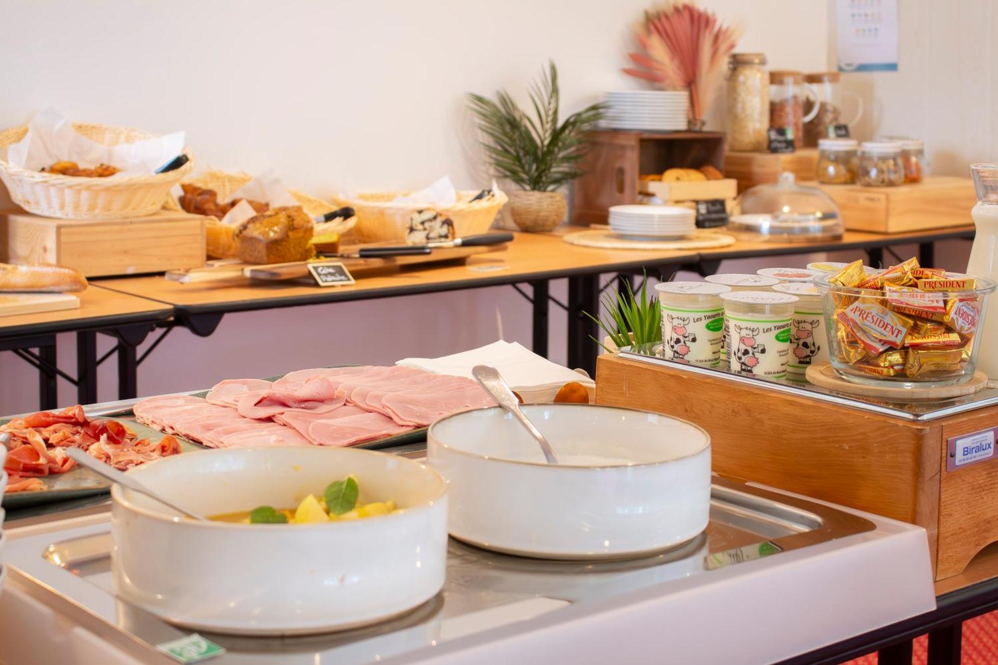 Brit Hotel Bordeaux Aeroport - Le Soretel Merignac  Ngoại thất bức ảnh
