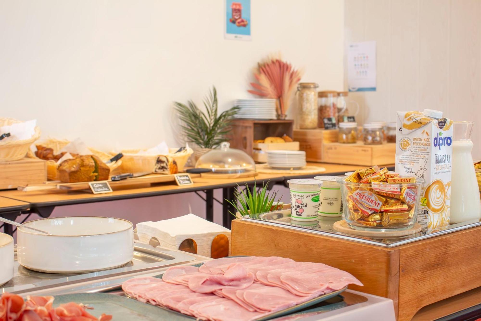 Brit Hotel Bordeaux Aeroport - Le Soretel Merignac  Ngoại thất bức ảnh