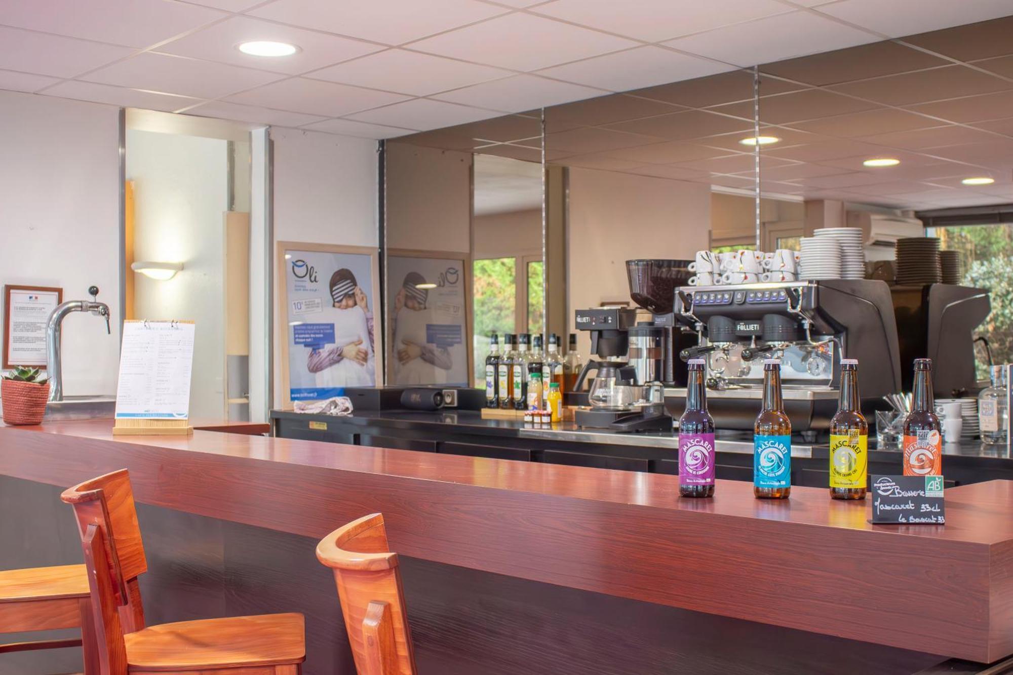 Brit Hotel Bordeaux Aeroport - Le Soretel Merignac  Ngoại thất bức ảnh