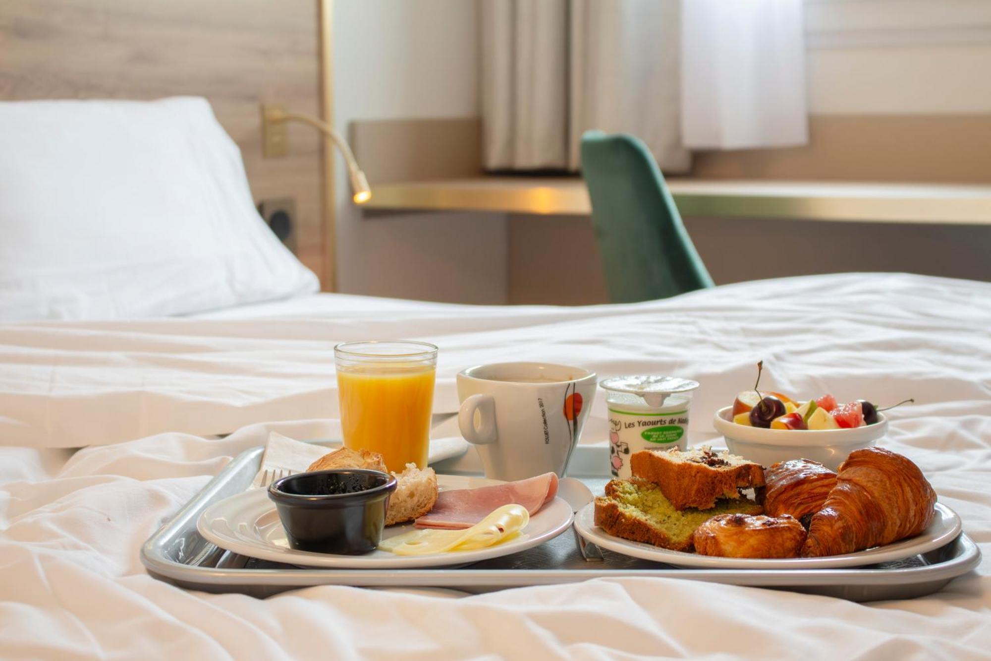Brit Hotel Bordeaux Aeroport - Le Soretel Merignac  Ngoại thất bức ảnh